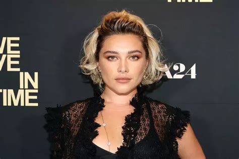 Florence Pugh shares awkward moment filming Oppenheimer。